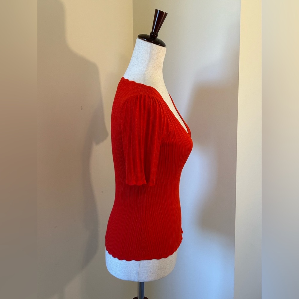 Sézane Red Cloe Jumper Size M Like New - Great for Warm Weather- SO flattering! - Picture 4 of 9